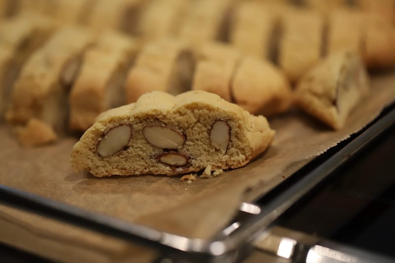 Almond biscotti